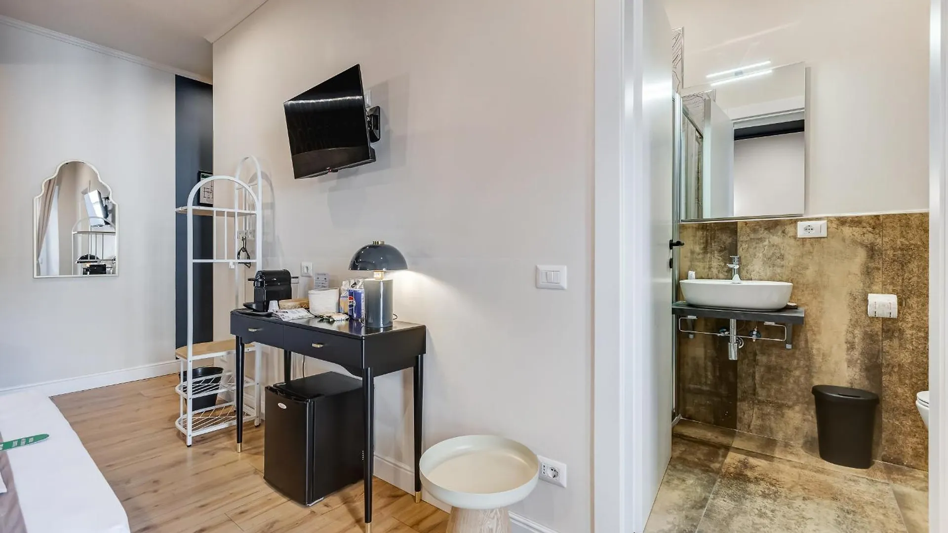 בית הארחה רומא Vivilo Collection - Charme 24 Suites - Close To Via Veneto