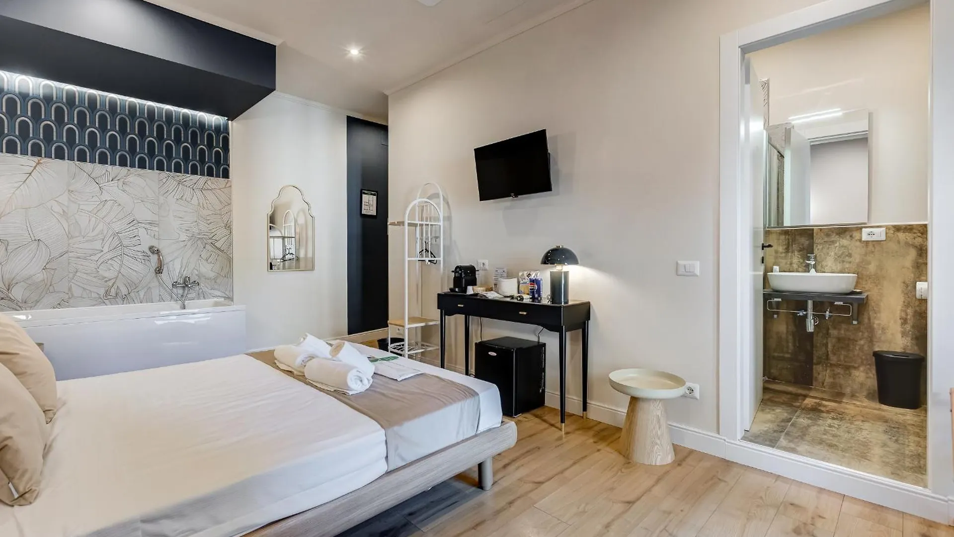 Guest house Vivilo Collection - Charme 24 Suites - Close To Via Veneto Rome