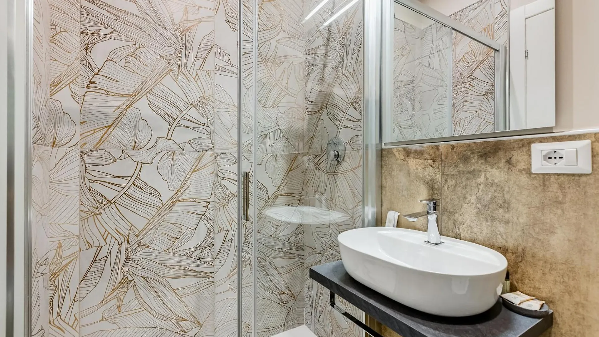 Vivilo Collection - Charme 24 Suites - Close To Via Veneto Rome 0*,